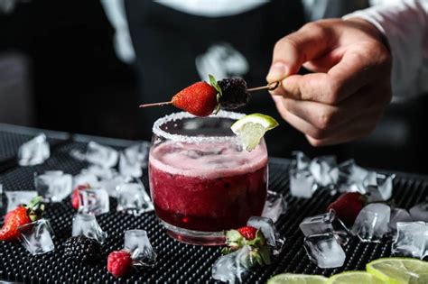 What Makes a Good Ready-to-Drink Cocktail? - Post Meridiem Cocktails