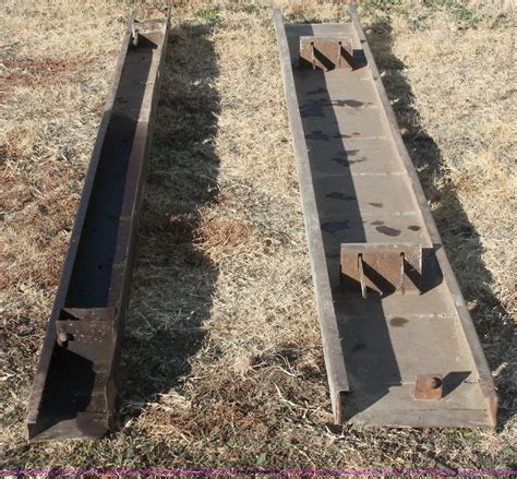 (16) 12" x 10" steel concrete curb forms in Buhler, KS | Item O9498 ...