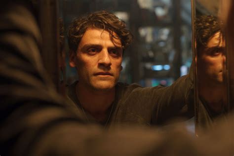 Review: In Marvel’s Moon Knight, Oscar Isaac gets to be a hero, dork ...