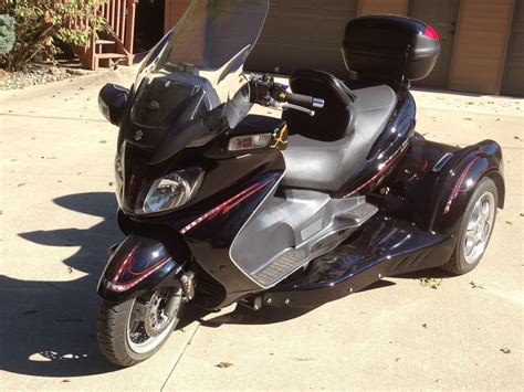 2009 Suzuki Burgman 650 Exec scooter w/ FALCON TRIKE conversion