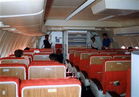 Pan Am DC-10 Cabin | Vintage airlines, Aircraft interiors, Airline ...