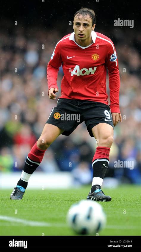 DIMITAR BERBATOV MANCHESTER UNITED FC MANCHESTER UNITED FC GOODISON PARK LIVERPOOL ENGLAND 11 ...