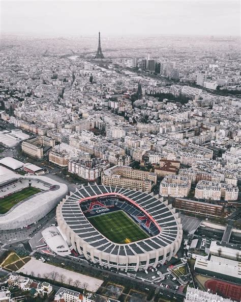 Parc Des Princes | Fußballstadien, Fc bayern münchen bilder, Fussball