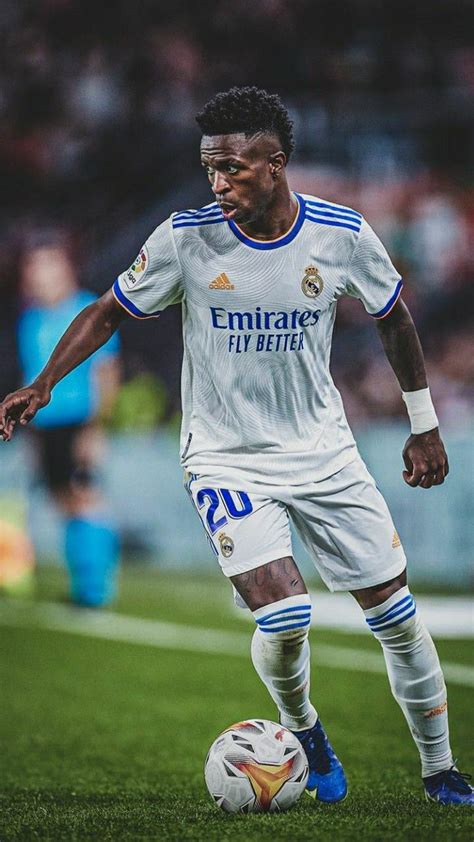 Vinicius Junior 🇧🇷 | Football wallpaper, Real madrid football, Real madrid