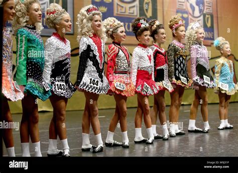 Irish dance competition hi-res stock photography and images - Alamy