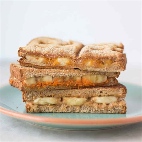 Banana Peanut Butter Sandwich (3 Ways) - MJ and Hungryman