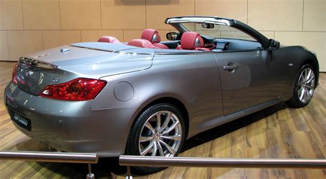 Infiniti G37 Convertible - Information and photos - MOMENTcar