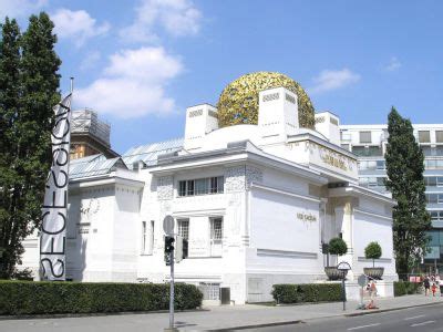 Vienna's Modern and Art Deco Architecture Walking Tour, Vienna, Austria