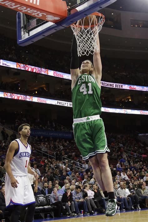 Former Gonzaga standout Kelly Olynyk scores career-high 30 to lead Boston Celtics past 76ers ...