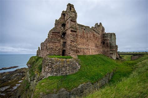 Tantallon Castle, Scotland | Obelisk Art History