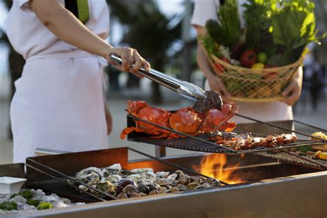 Pullman Danang Beach Resort - Private Seafood BBQ Lunch or Dinner