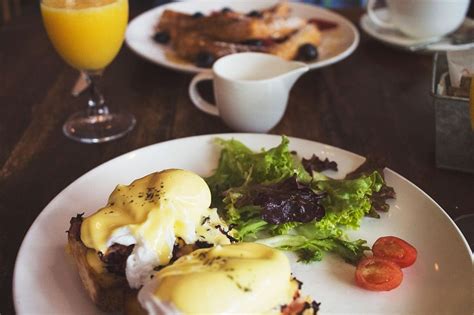 Orlando Breakfast Restaurants: Top 7 Spots to Start the Day