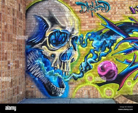 Graffiti on bricks hi-res stock photography and images - Alamy