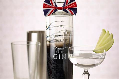 The Best Craft Gin: 5 Brands and 13 Bottles You'll Love