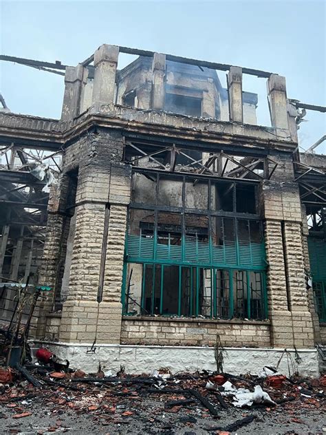 Iconic British-era Secunderabad Club gutted in fire; ₹20cr in damages - IBTimes India