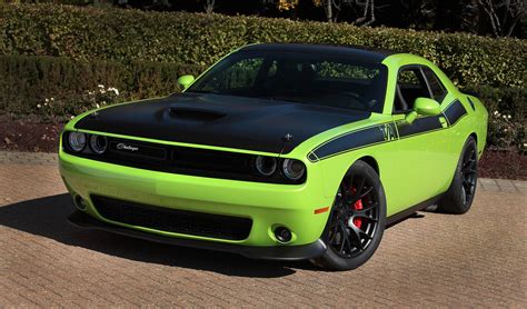 Mopar Shows-Off with Trio of Moparized Vehicles in Detroit