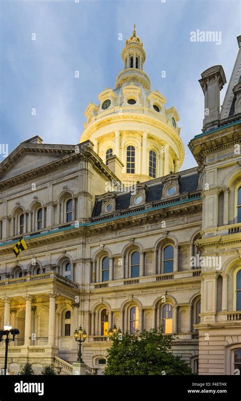 Imposing architecture of the Baltimore City Hall Stock Photo - Alamy