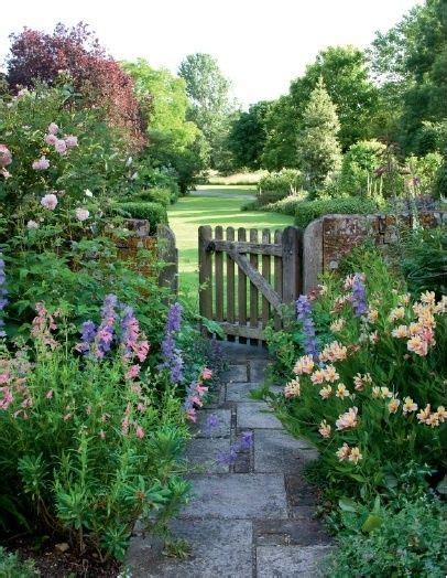 English Garden Countryside