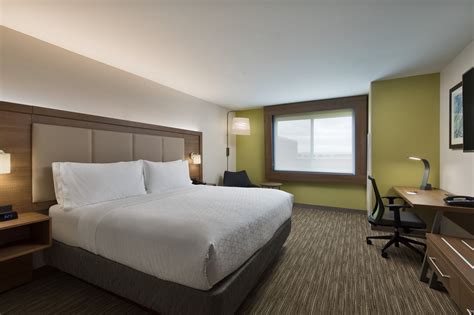 Meeting Rooms at Holiday Inn Express & Suites PORTLAND AIRPORT, 9189 NE CASCADES PARKWAY ...