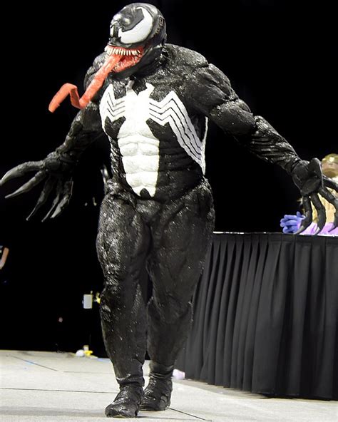 File:Venom Cosplay 2.jpg - Wikimedia Commons