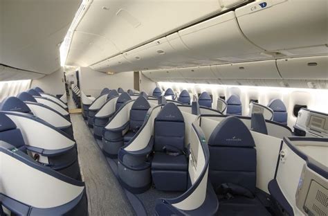 Seat Map Boeing B777 200ER | SeatMaestro.com