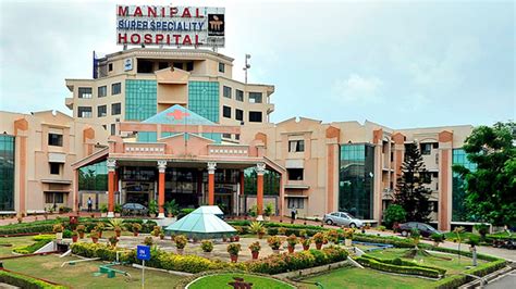 Manipal Health sweetens offer for Fortis Healthcare again; values hospital business at Rs 6,322 ...