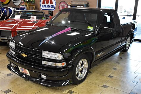 2000 Chevrolet S-10 | Ideal Classic Cars LLC