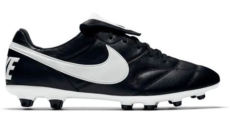 ? TOP 5 Nike Soccer Cleats for Wide Feet! - 2019 Nike Cleat Guide