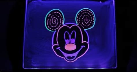 How To Draw Mickey Mouse - Glow Art - Light Up Kids' Drawing Board