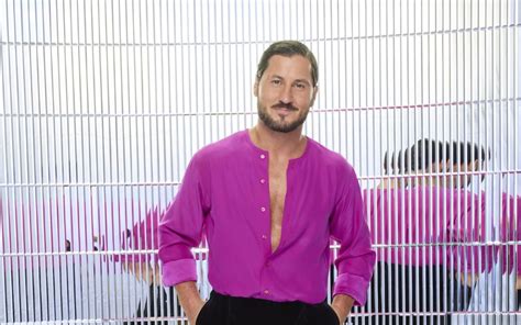 'DWTS' Pro Val Chmerkovskiy on the Added Pressure of Being Partnered ...