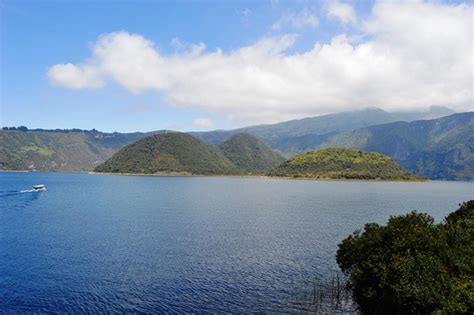 Cuicocha Crater Lake | Ecuador Volcanoes | Volcano Tours