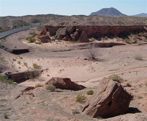 cspgeography: Extreme Landscapes: Desert Landforms