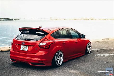 Tuning Ford Focus ST 2016 rear