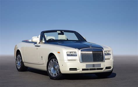 Rolls-Royce Phantom Drophead Coupe Series II (2012) - picture 4 of 16