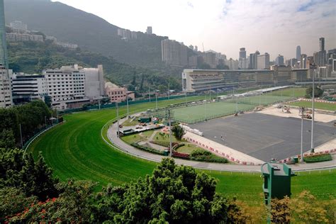 Happy Valley Racecourse Hong Kong - Horseracing Track on Hong Kong ...