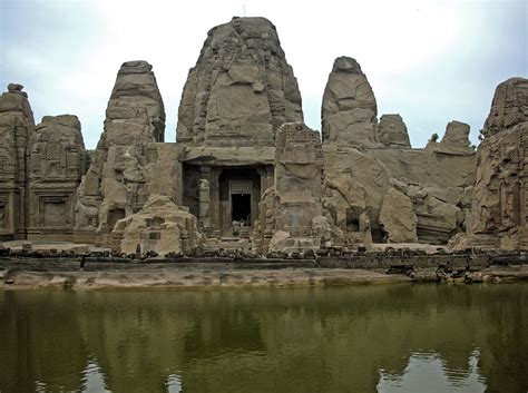 Masroor Rock Cut Temples (Masrur Temples) | Wondermondo