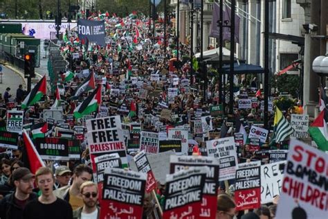 Palestine march: rage at Israeli terror bursts onto streets of London