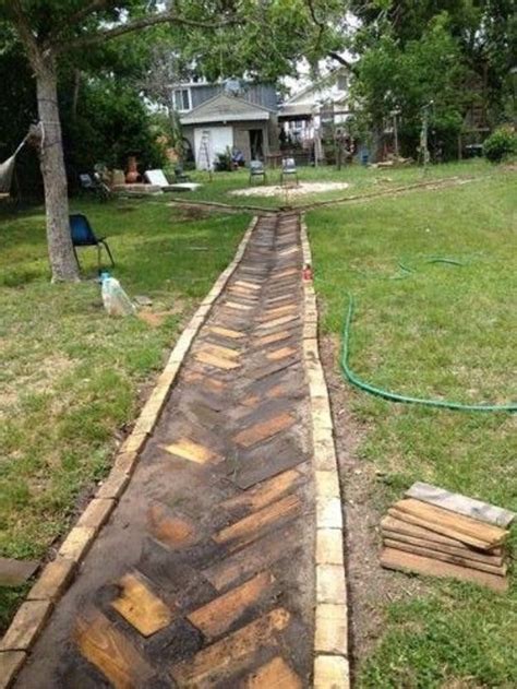 34 DIY Walkways For An Outdoor Path | Backyard walkway, Pallets garden ...