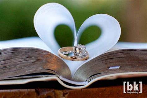 idea for wedding ring photo | Wedding ring photography, Ring ...