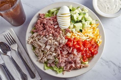 Chef Salad - Menu - Moon Valley Cafe-Restaurant in Phoenix, AZ.