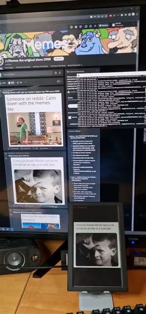 i made an Reddit Meme E-Paper Display : r/embedded