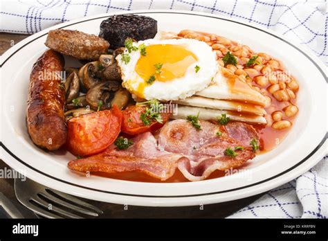 ulster fry, traditional northern irish breakfast, on a white plate ...