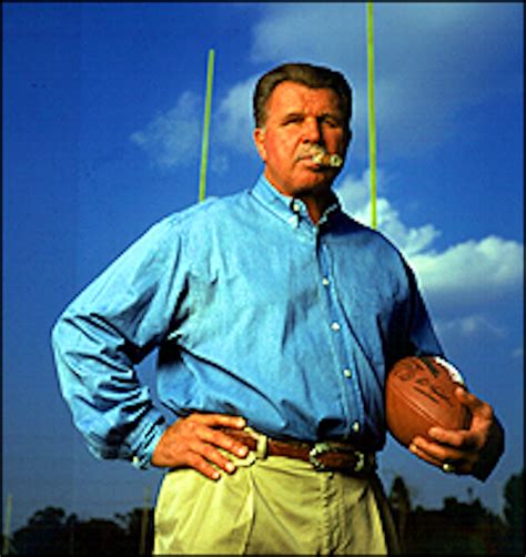 Smoking in Chicago with Mike Ditka | Cigar Aficionado