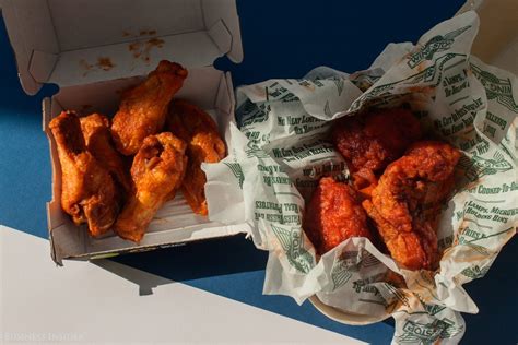 Buffalo Wild Wings vs. Wingstop review - Business Insider