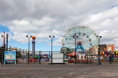 PHOTOS: See Coney Island's historic Wonder Wheel get ready for the ...