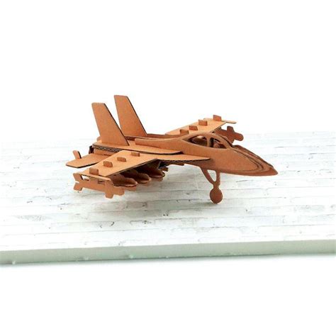 Cardboard model 17.5 x 16.5 x 6 cm - Airplane