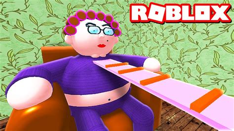 ESCAPE THE EVIL GRANDMA IN ROBLOX - YouTube