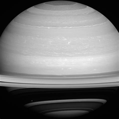 Saturn Moon and Glorious Rings Shine in Spectacular NASA Photos | Space