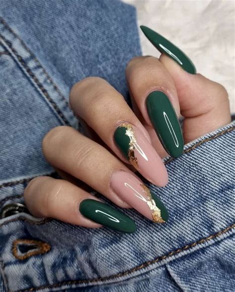 28+ Gorgeous Emerald Green Nails You’ll Want To Copy!