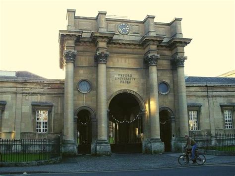 Oxford University Press merges its education divisions - EducationWorld